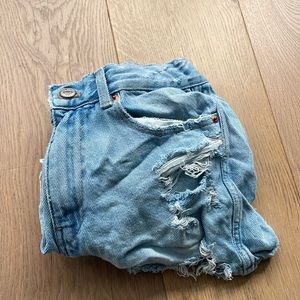zara kids jeans in a size 13-14
